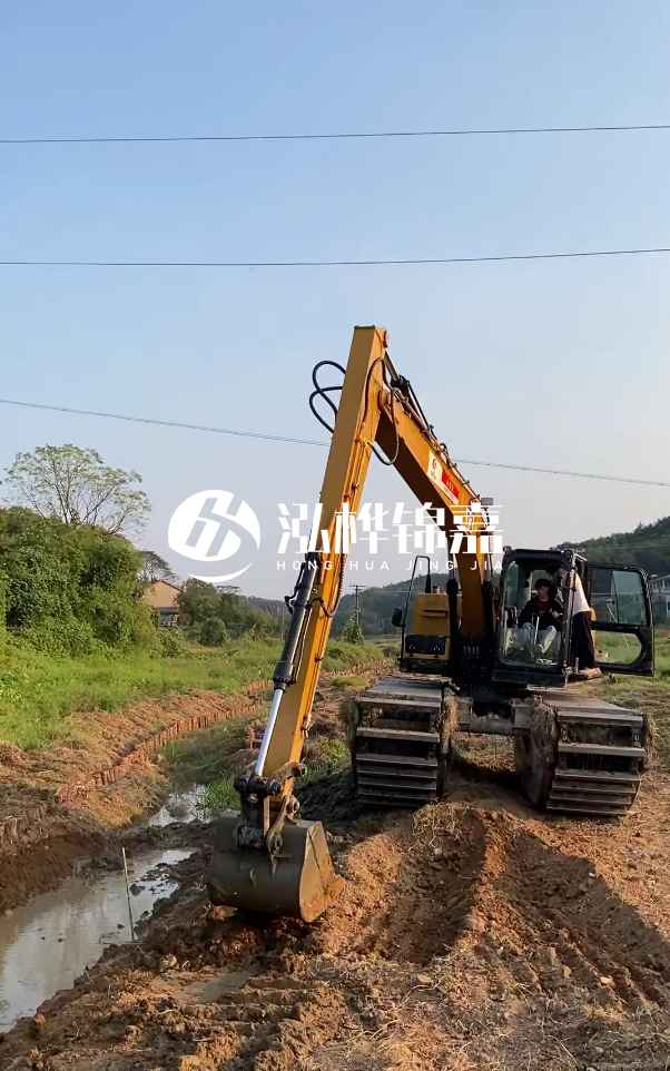 棗莊河道清淤專業(yè)施工-水挖機(jī)清淤能清理多深的淤泥？